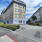 Young Hostel Service Vienna